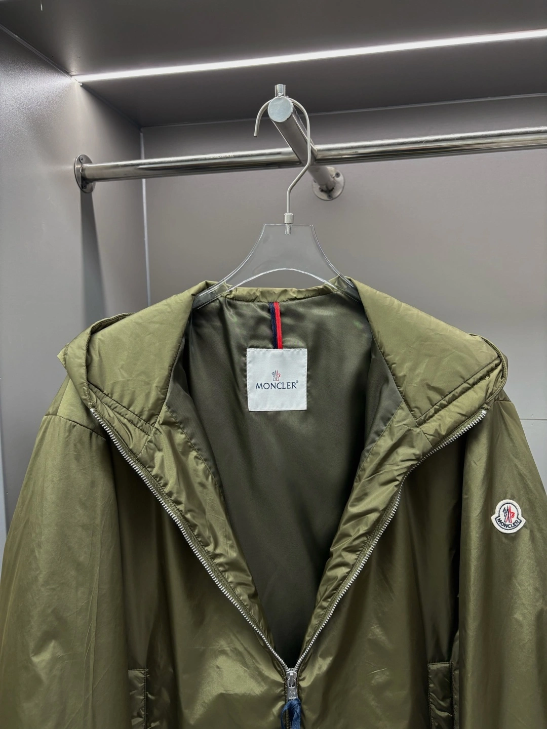 wg.luxury-- 7o9385r nylon embroidery 2colour item: E-F114I2864-2